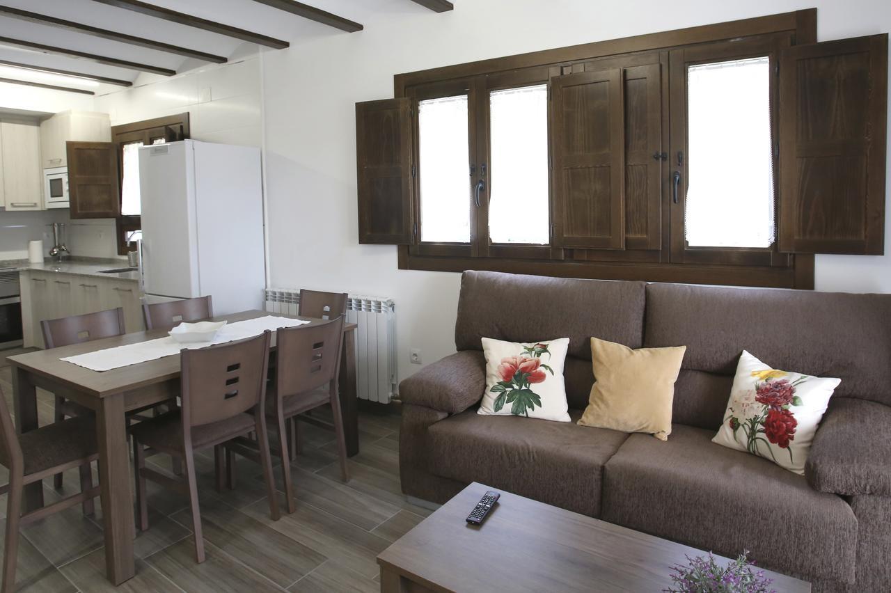 Casa Sierra De Guara Pensionat Adahuesca Exteriör bild