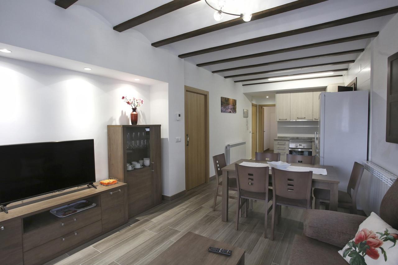 Casa Sierra De Guara Pensionat Adahuesca Exteriör bild