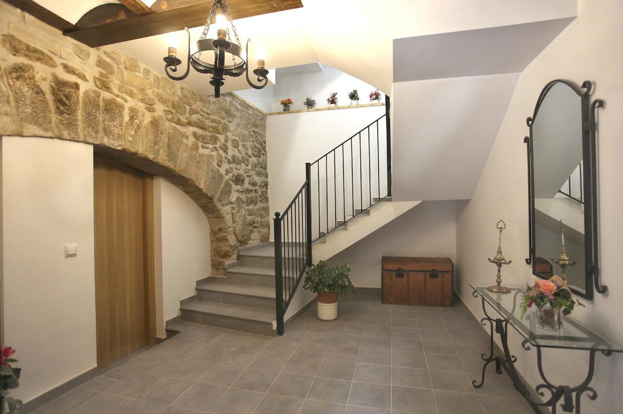 Casa Sierra De Guara Pensionat Adahuesca Exteriör bild